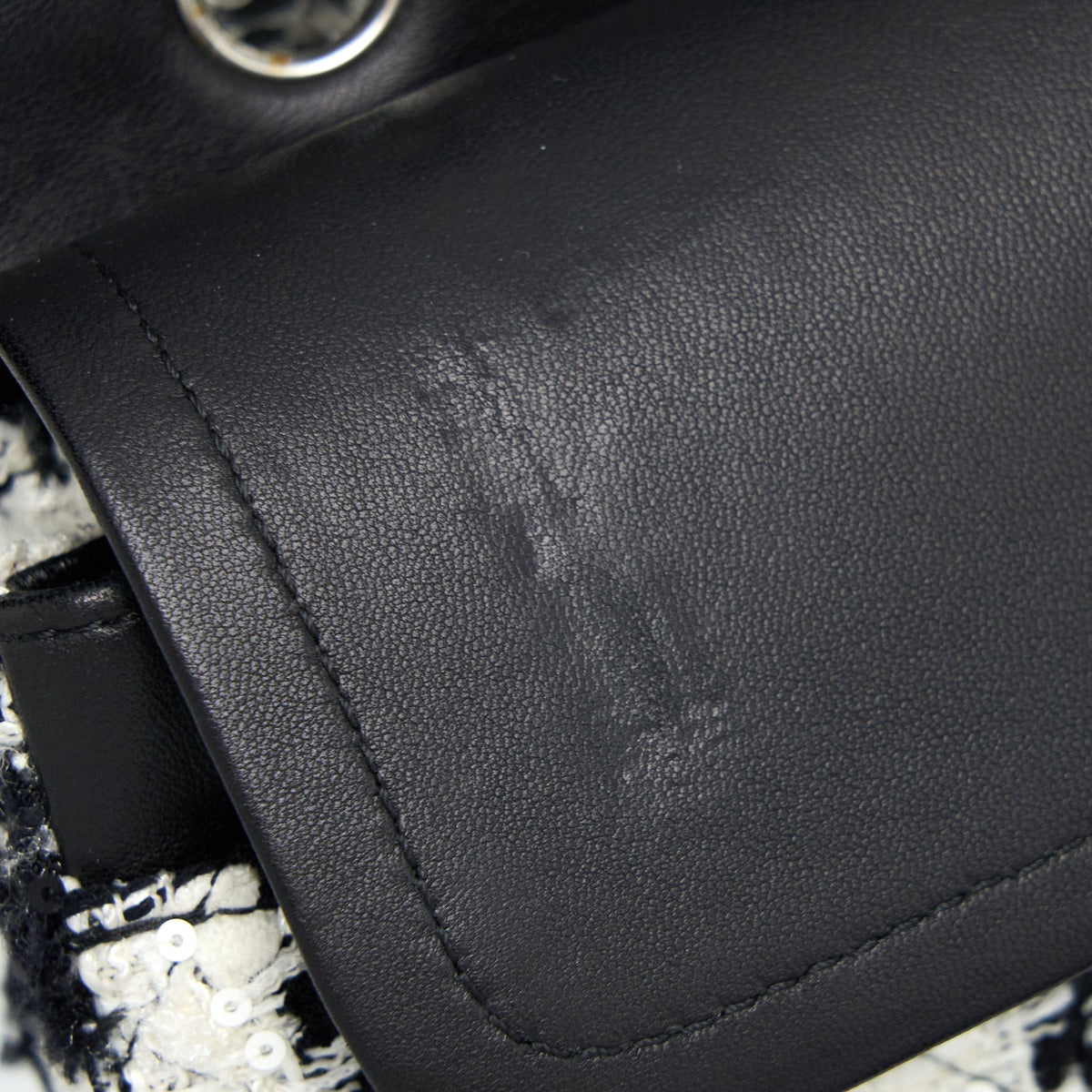 CHANEL CLASSIC DOUBLE FLAP BAG TWEED BLACK/WHITE SHW