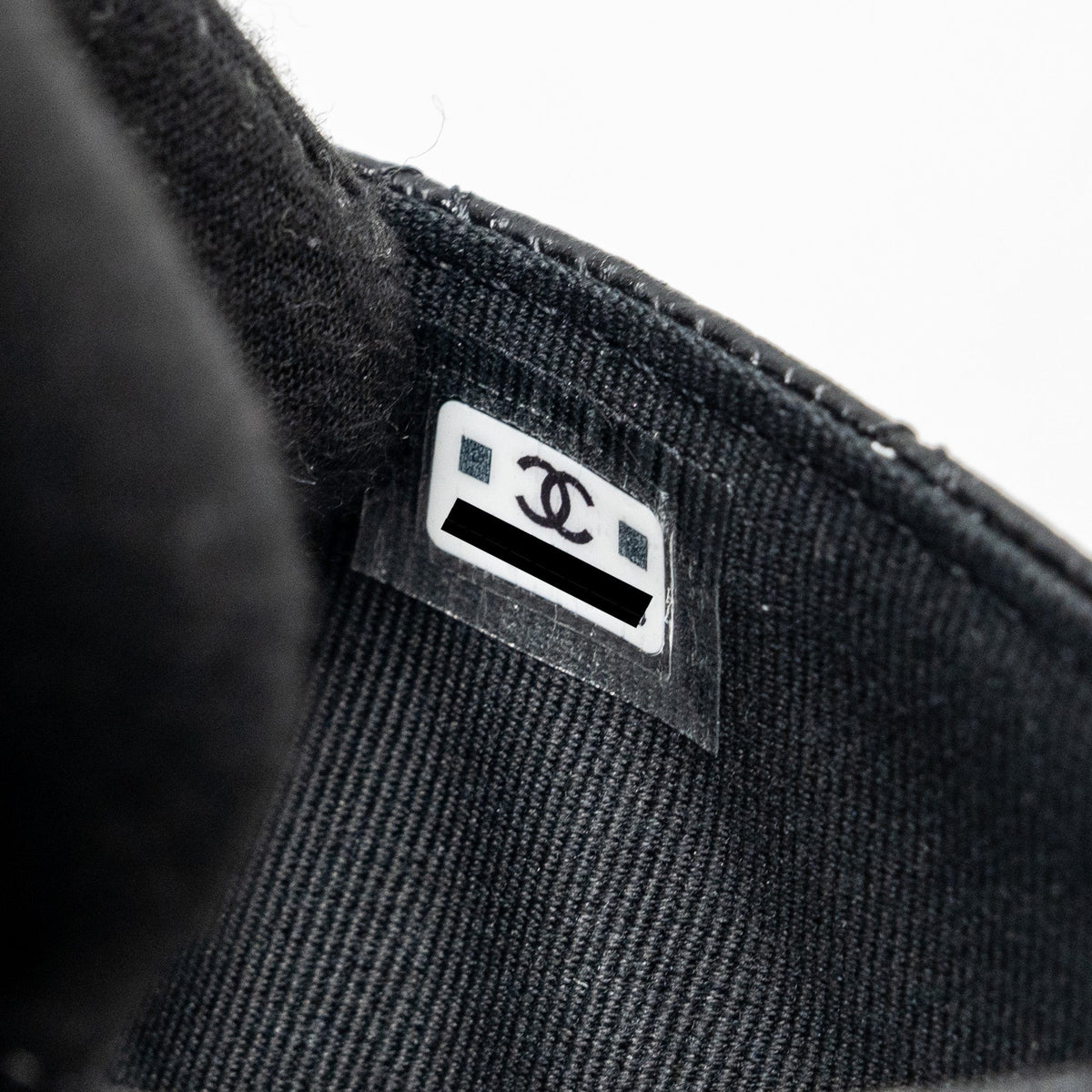 CHANEL CLASSIC FLAP CARD HOLDER CAVIAR BLACK GHW (MICROCHIP)