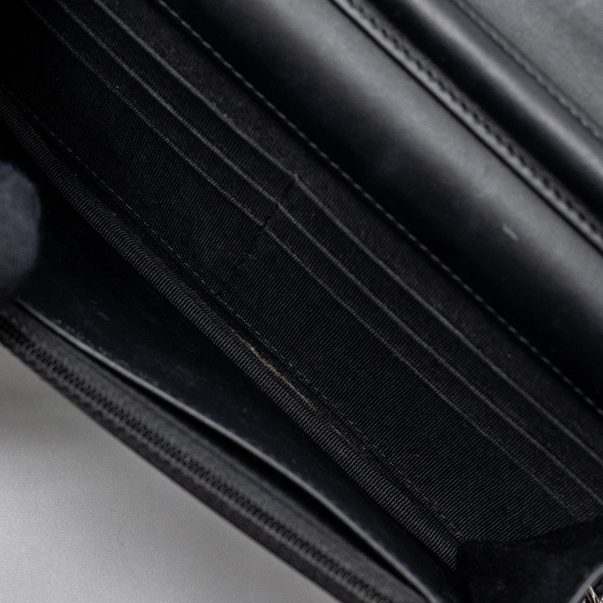 CHANEL 2.55 REISSUE LUCKY CHARMS WALLET ON CHAIN AGED CALFSKIN BLACK RUTHENIUM HARDWARE