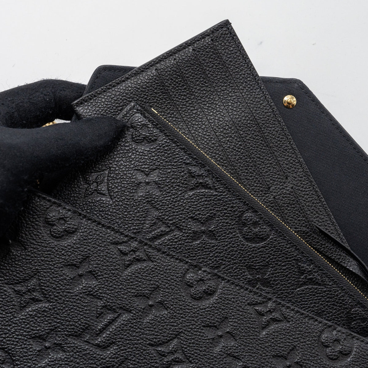 LOUIS VUITTON FELICIE POCHETTE MONOGRAM EMPREINTE BLACK GHW(NEW VERSION)