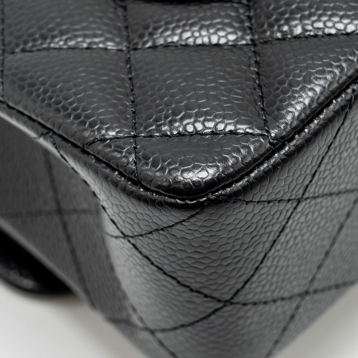 CHANEL SMALL CLASSIC DOUBLE FLAP BAG CAVIAR BLACK GHW (MICROCHIP)