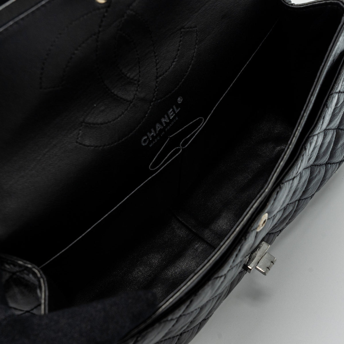 CHANEL 2.55 226 REISSUE DOUBLE FLAP BAG GRAINED CALFSKIN BLACK SHW