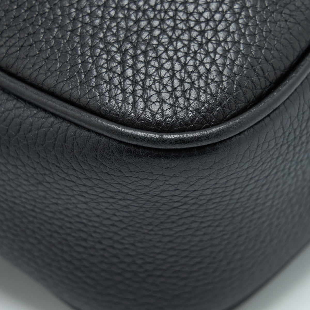 GUCCI DISCO CAMERA BAG CALFSKIN BLACK LGHW