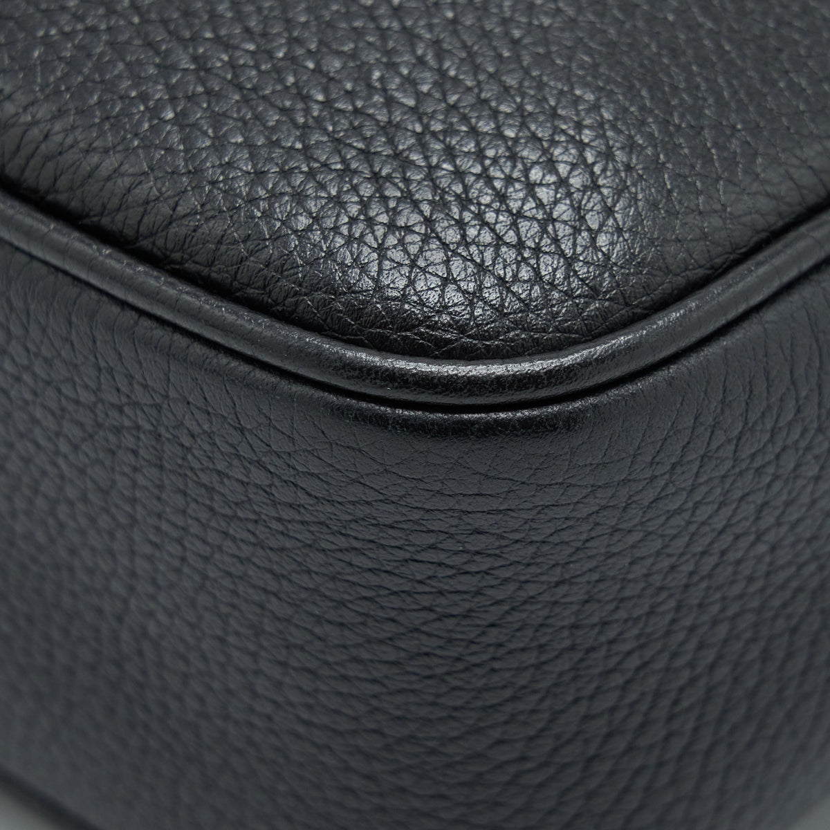 GUCCI DISCO CAMERA BAG CALFSKIN BLACK LGHW
