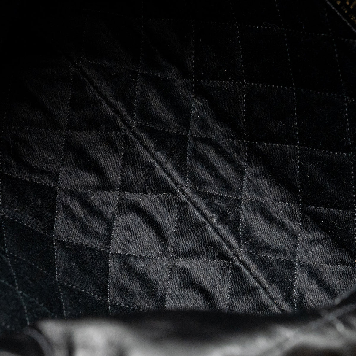 CHANEL SMALL 22 BAG SHINY CALFSKIN BLACK GHW (MICROCHIP)