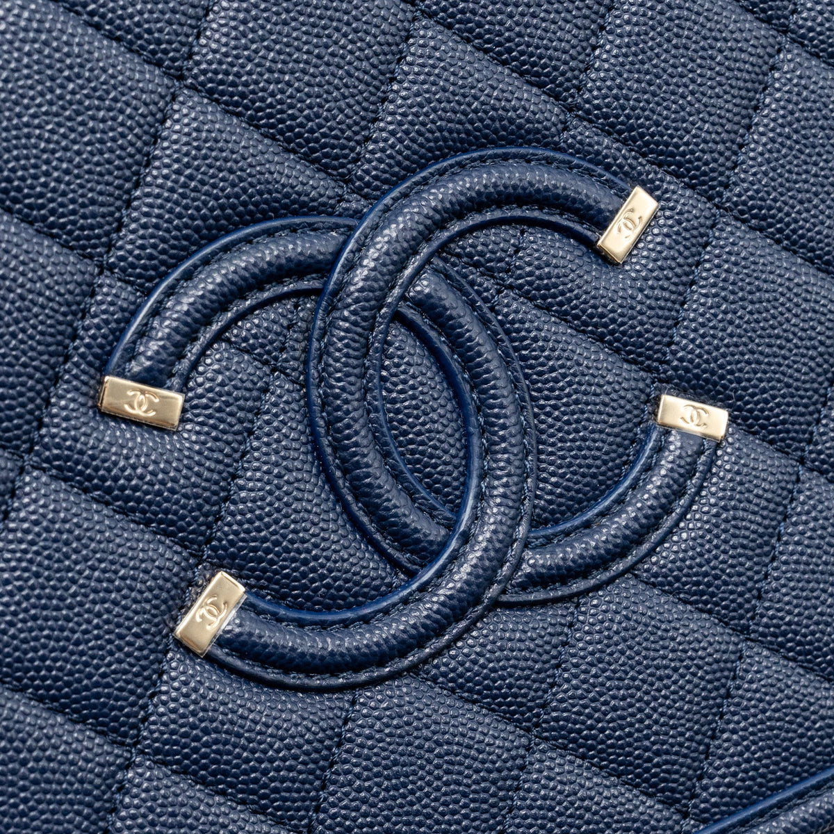 CHANEL CC TOP HANDLE VANITY CASE CAVIAR NAVY BLUE GHW