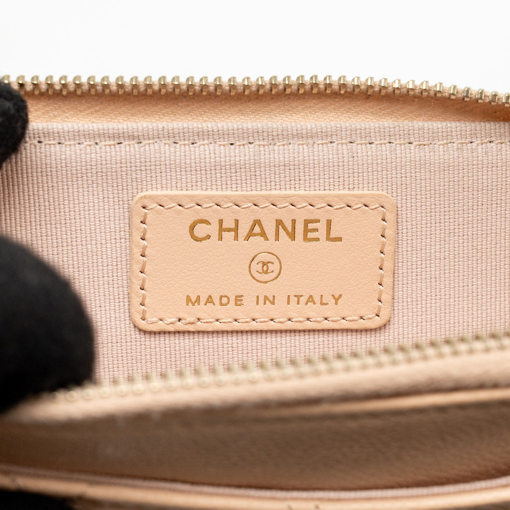 Chanel CC Zip Around Card Holder Caviar Beige LGHW (Microchip)