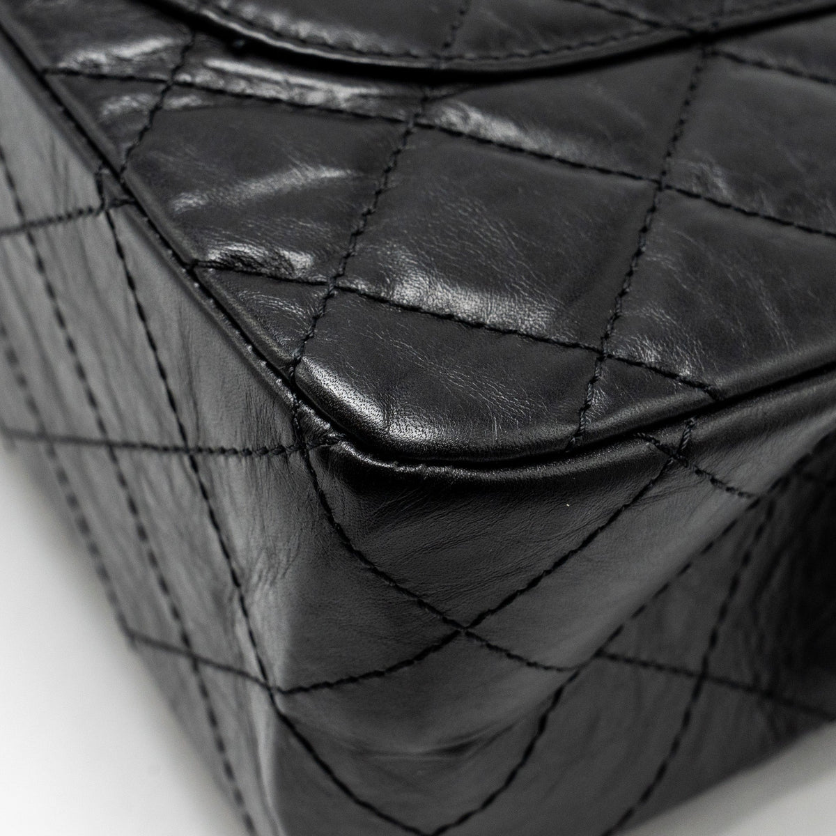 CHANEL MAXI 2.55 REISSUE FLAP BAG AGED CALFSKIN BLACK GHW