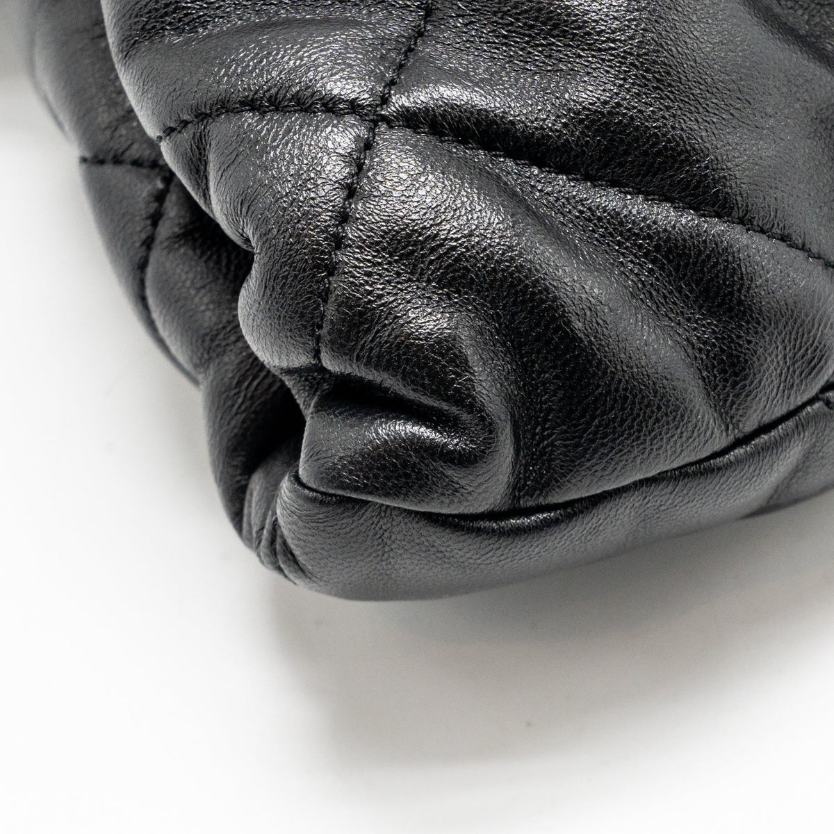 Chanel 25k Medium Bow Bag Lambskin Black GHW (microchip)