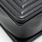 CHANEL MEDIUM BOY BAG CAVIAR BLACK SHW (MICROCHIP)
