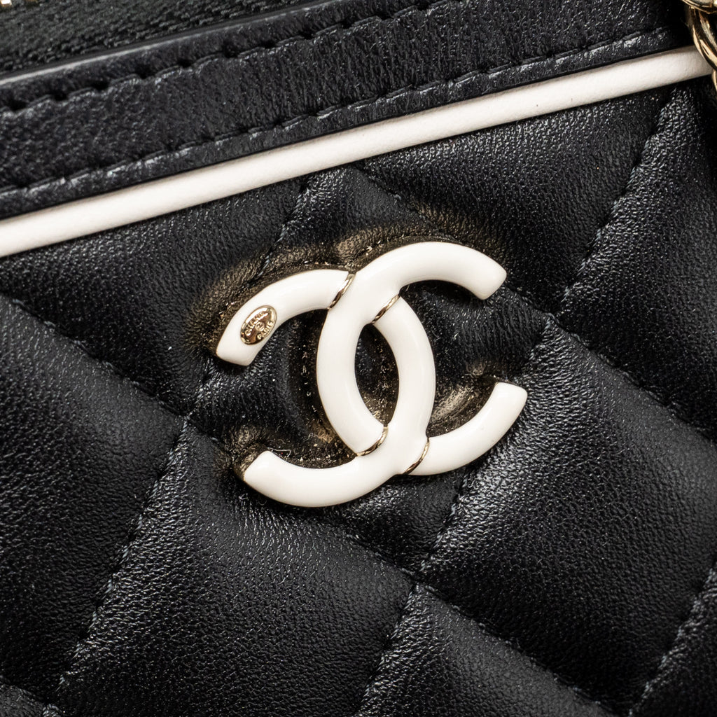 Chanel 25P Quilted Bowling Bag Lambskin Black/White LGHW (Microchip)