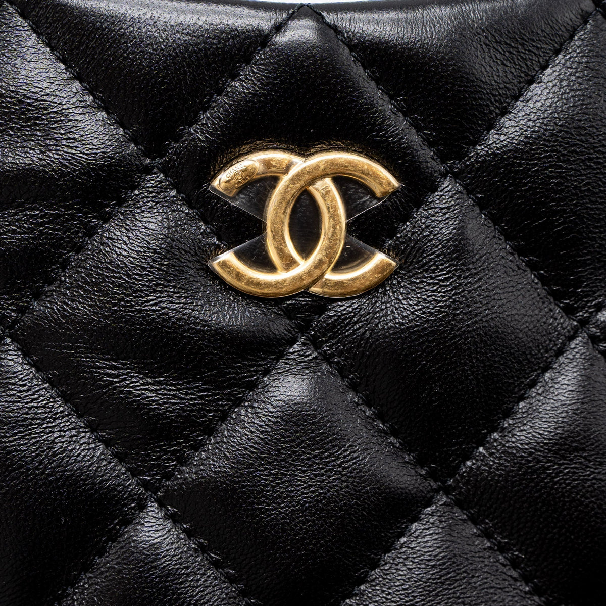 CHANEL 22K HOBO SHOULDER BAG LAMBSKIN BLACK GHW (MICROCHIP)
