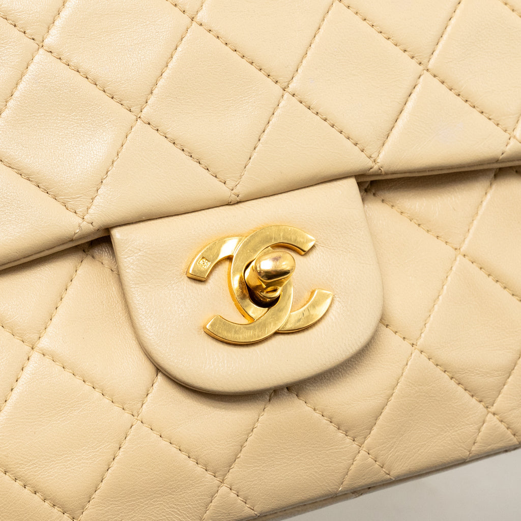 Chanel Vintage Medium Classic Double Flap Bag Lambskin Beige GHW