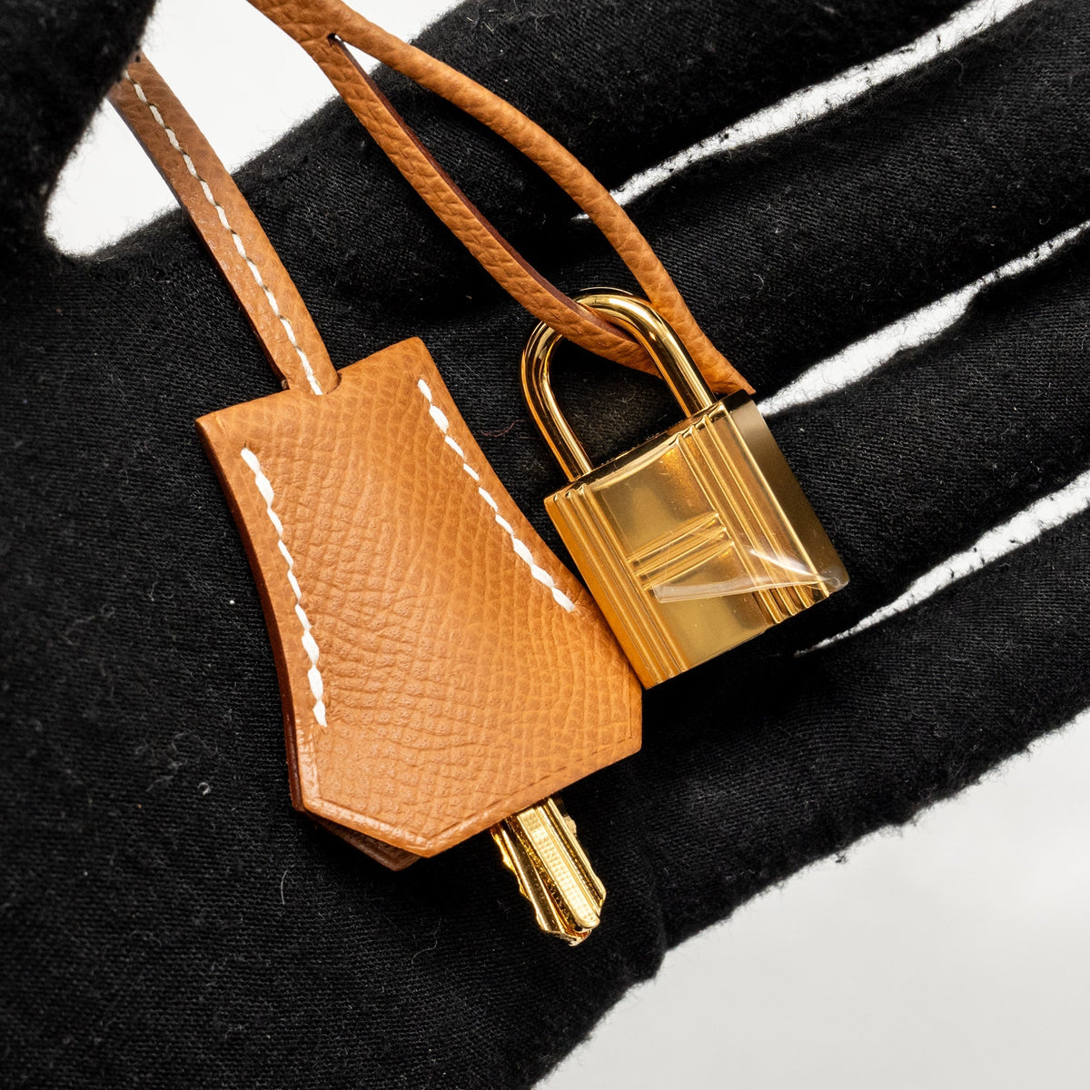 Hermes Kelly 28 Epsom Gold GHW