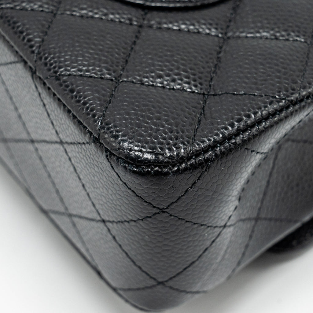 CHANEL MEDIUM CLASSIC DOUBLE FLAP BAG CAVIAR BLACK SHW (MICROCHIP)