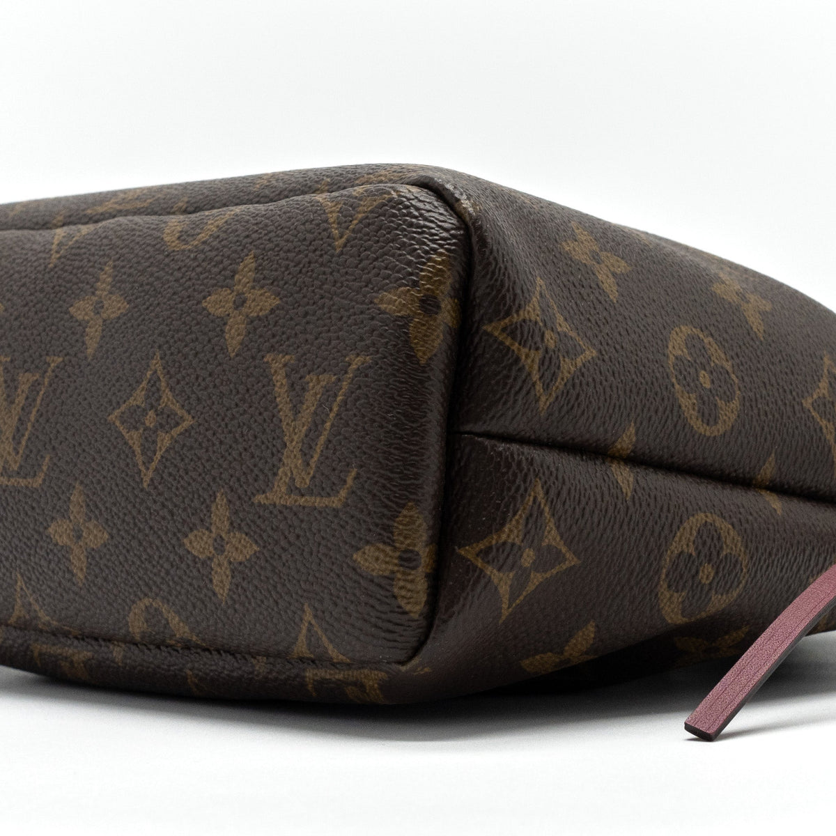 LOUIS VUITTON NOE POUCH MONOGRAM CANVAS GHW