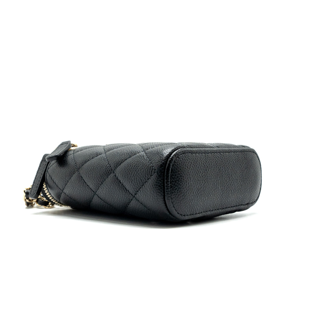 CHANEL VANITY CASE WITH DETAIL CC LOGO ON CHAIN CAVIAR BLACK LGHW