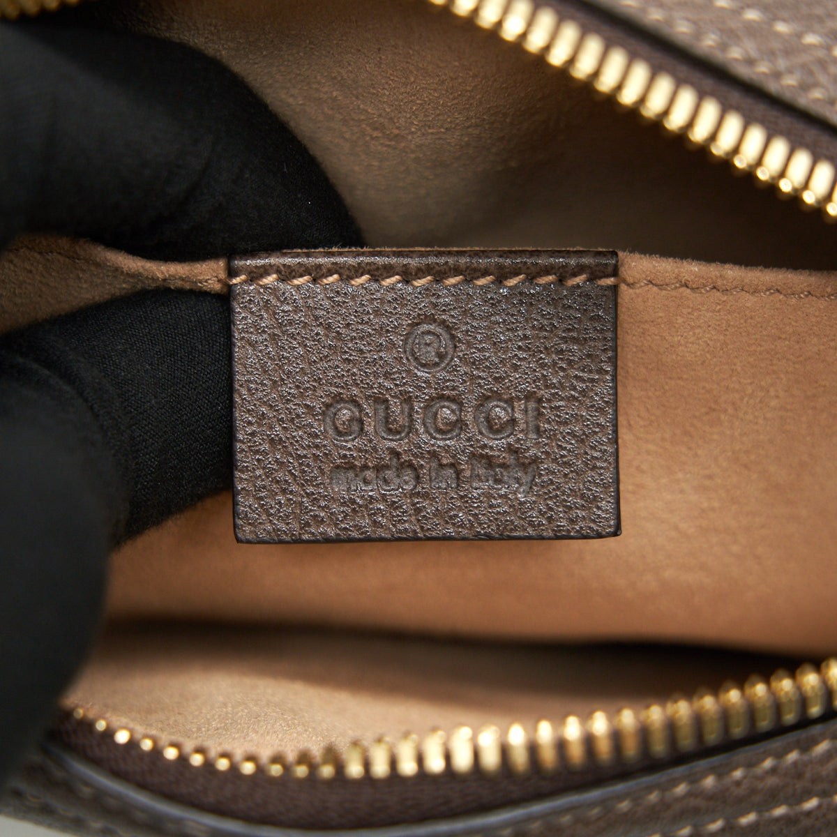 GUCCI OPHIDIA GG SUPREME SMALL BELT BAG SIZE85