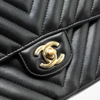 CHANEL MEDIUM CLASSIC DOUBLE FLAP BAG LAMBSKIN CHEVRON BLACK LGHW