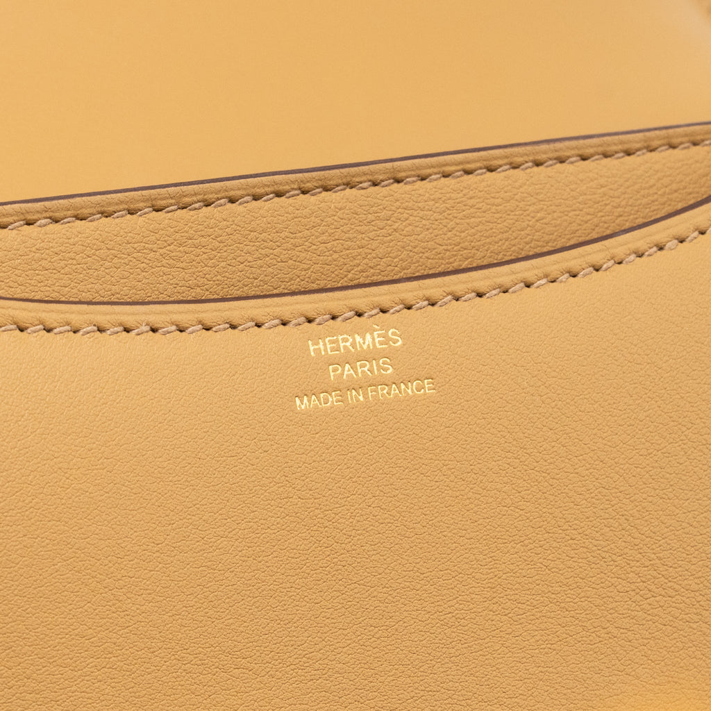 Hermes mini constance Swift biscuit GHW