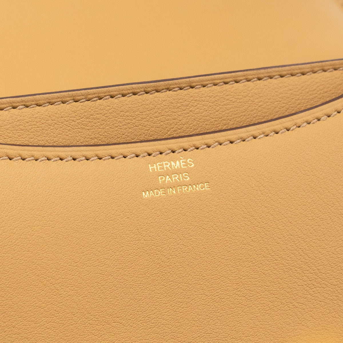 Hermes mini constance Swift biscuit GHW
