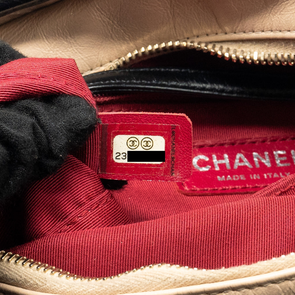 CHANEL GABRIELLE HOBO BAG CALFSKIN BEIGE MULTICOLOUR HARDWARE