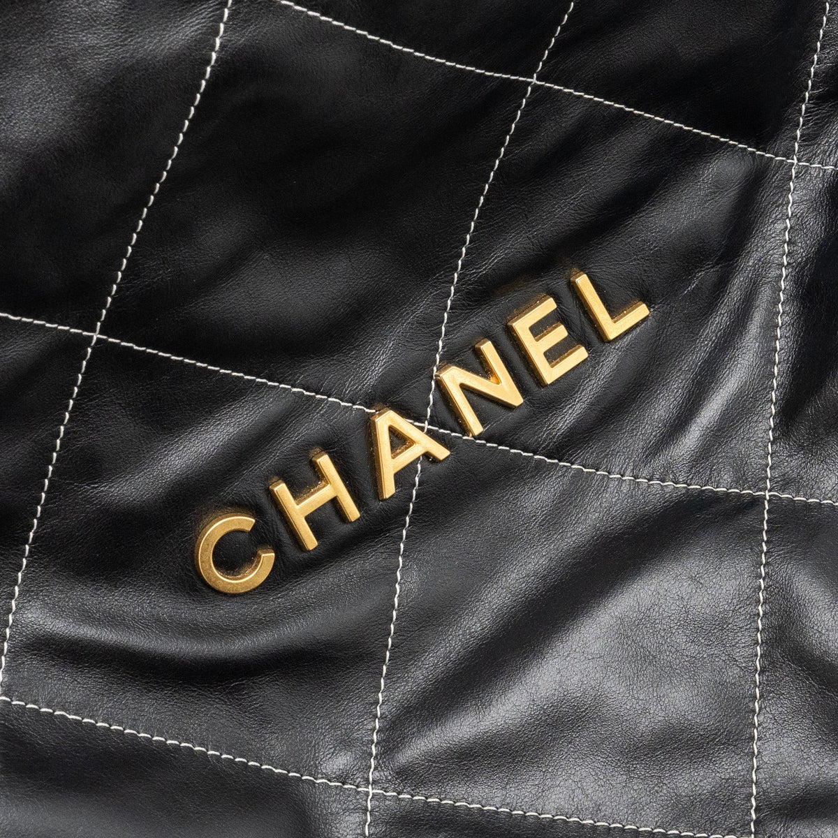 CHANEL MEDIUM 22 BAG SHINY CALFSKIN BLACK WITH WHITE STITCHING GOLD LETTER GHW (MICROCHIP)