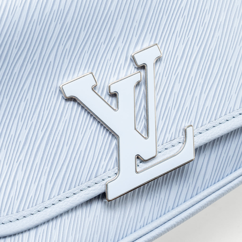 LOUIS VUITTON BUCI BAG EPI BLUE SHW