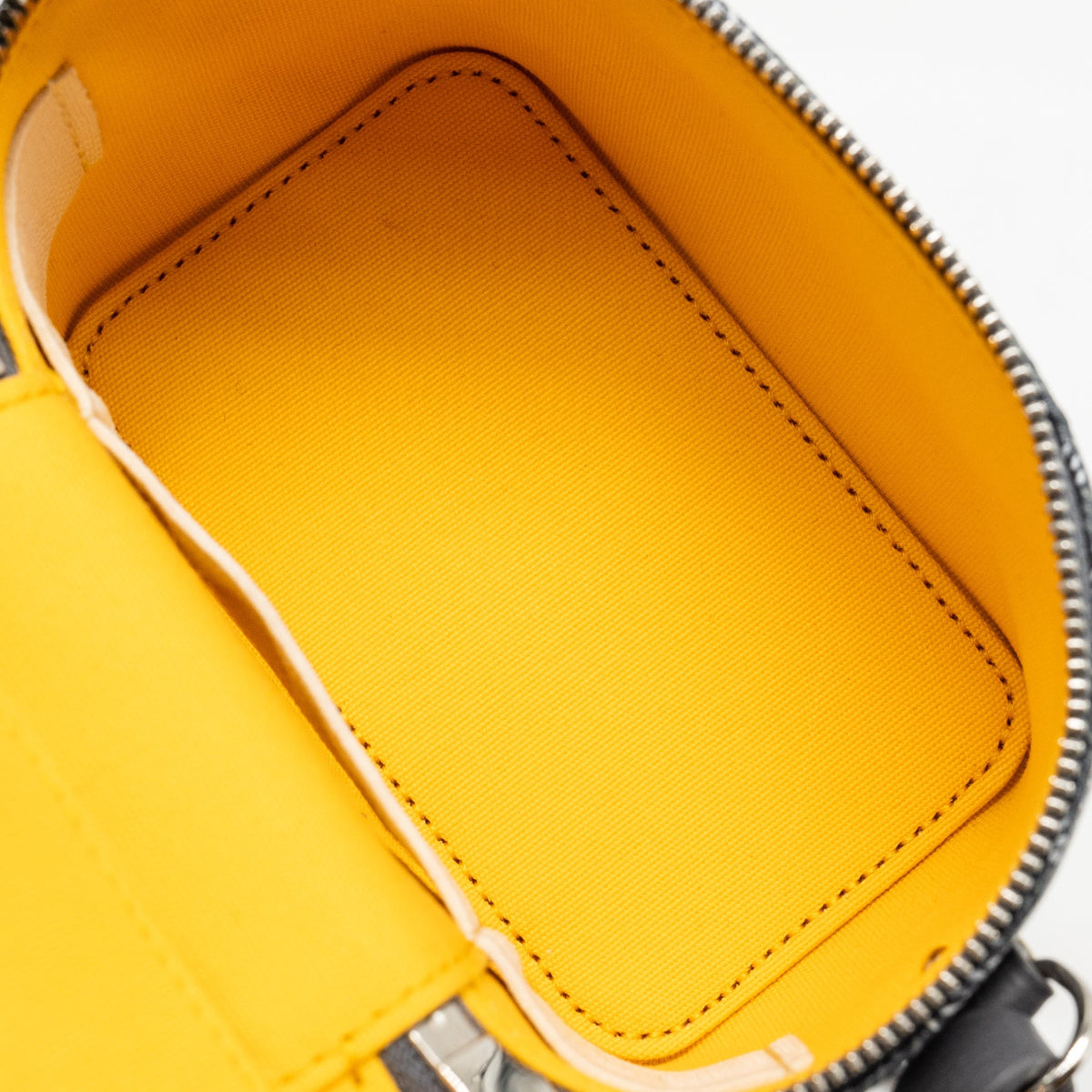 Goyard Muse Nano Vanity Case Goyardine Canvas / Leather Grey SHW