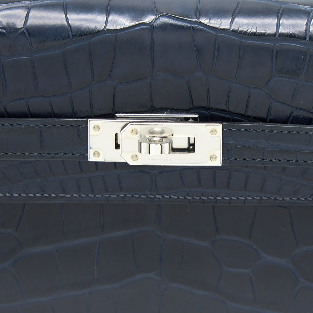 HERMES KELLY TO GO ALLIGATOR MISSISSIPPIENSIS MAT BLUE INDIGO SHW