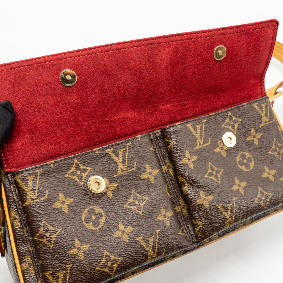 Louis Vuitton vintage viva cite MM shoulder bag monogram canvas GHW