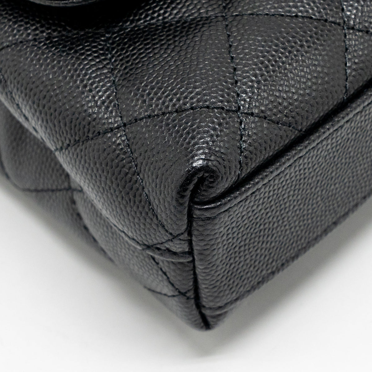 CHANEL COCO HANDLE CLUTCH WITH CHAIN CAVIAR BLACK LGHW (MICROCHIP)