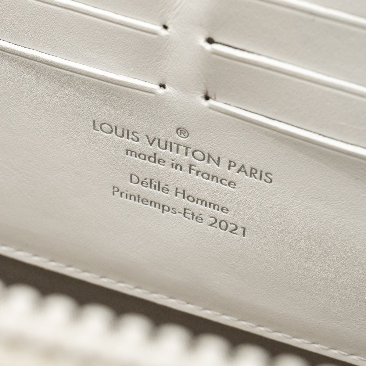 Louis Vuitton LV friends soft trunk Taurillon leather white/multicolour white hardware