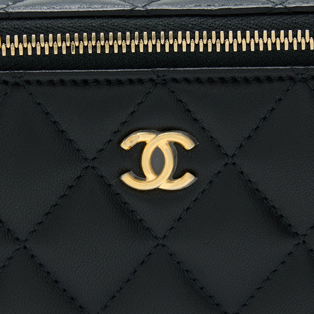 CHANEL 22A PEARL CRUSH LONG VANITY WITH CHAIN LAMBSKIN BLACK GHW
