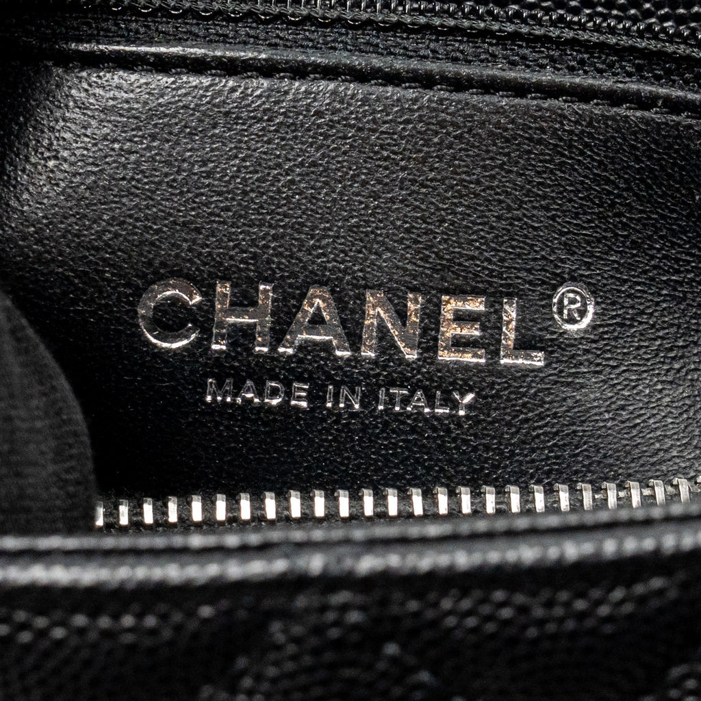 CHANEL MEDIUM COCO HANDLE FLAP BAG LIZARD EMBOSSED HANDLE CAVIAR BLACK RUTHENIUM HARDWARE