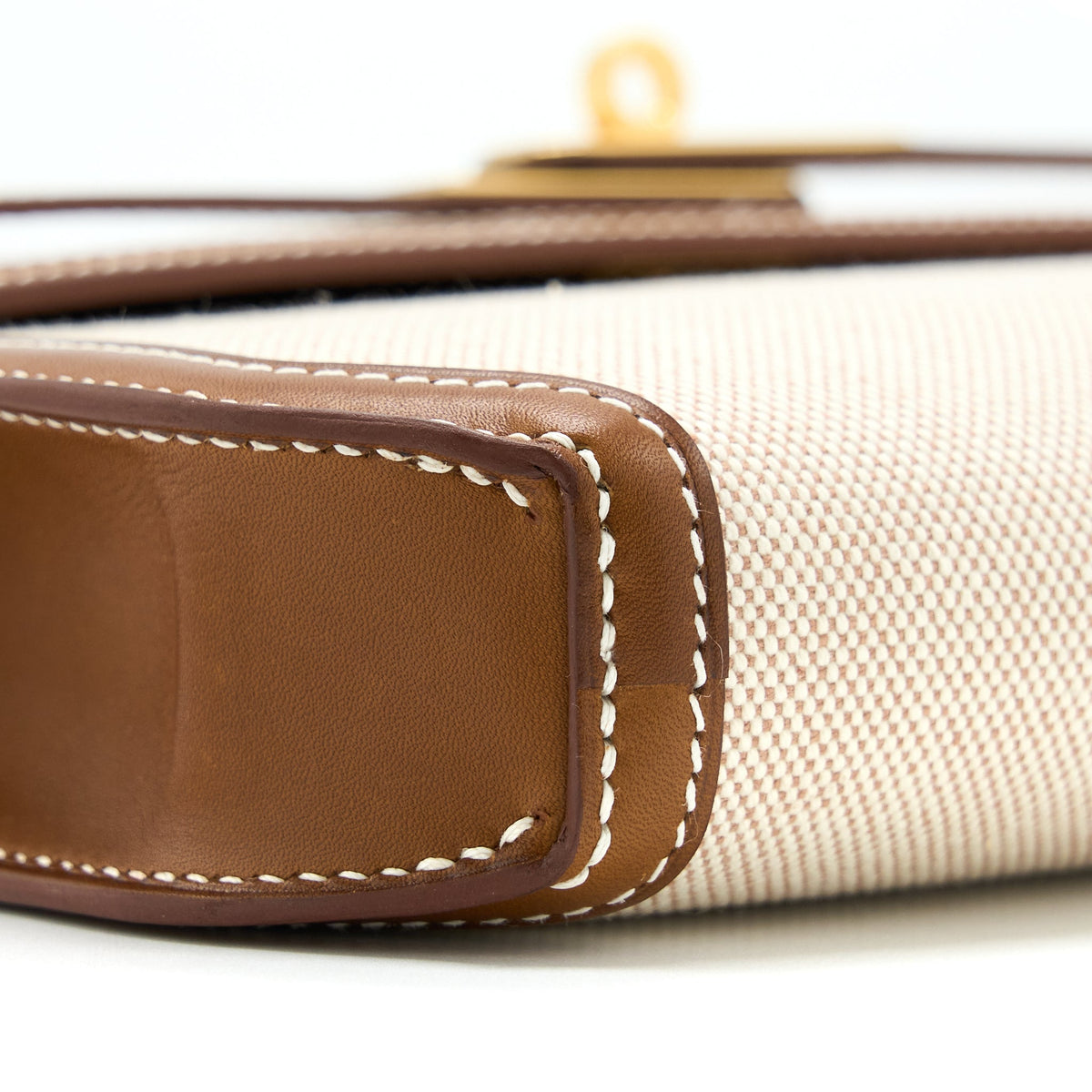 Hermes Pochette Kelly Depeches 25 Canvas and Barenia, Ecru/ Beige / Fauve GHW