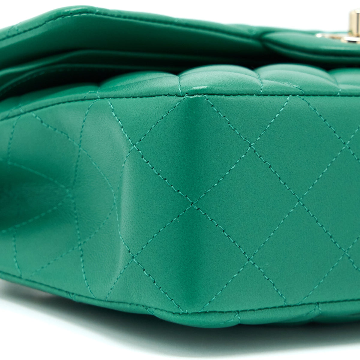 CHANEL SMALL CLASSIC DOUBLE FLAP BAG LAMBSKIN GREEN LGHW(MICROCHIP)