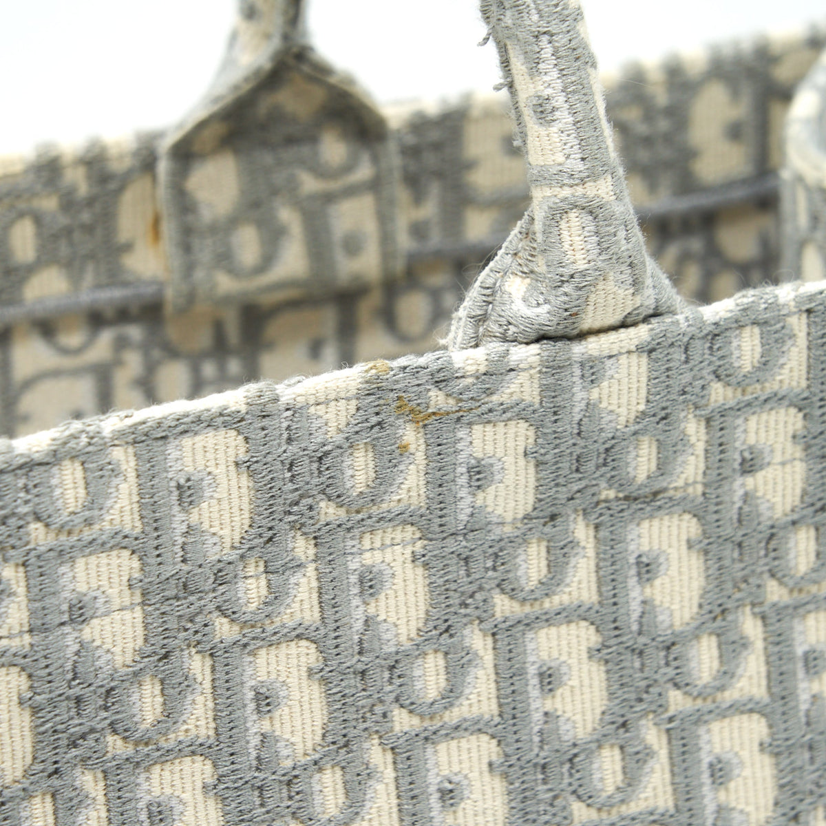 DIOR LARGE DIOR BOOK TOTE GREY OBLIQUE EMBROIDERY