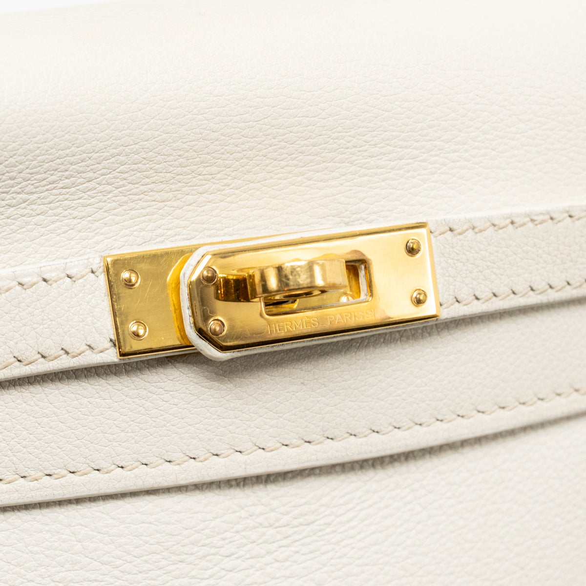 HERMES KELLY 25 EVERCOLOR BLANC GHW