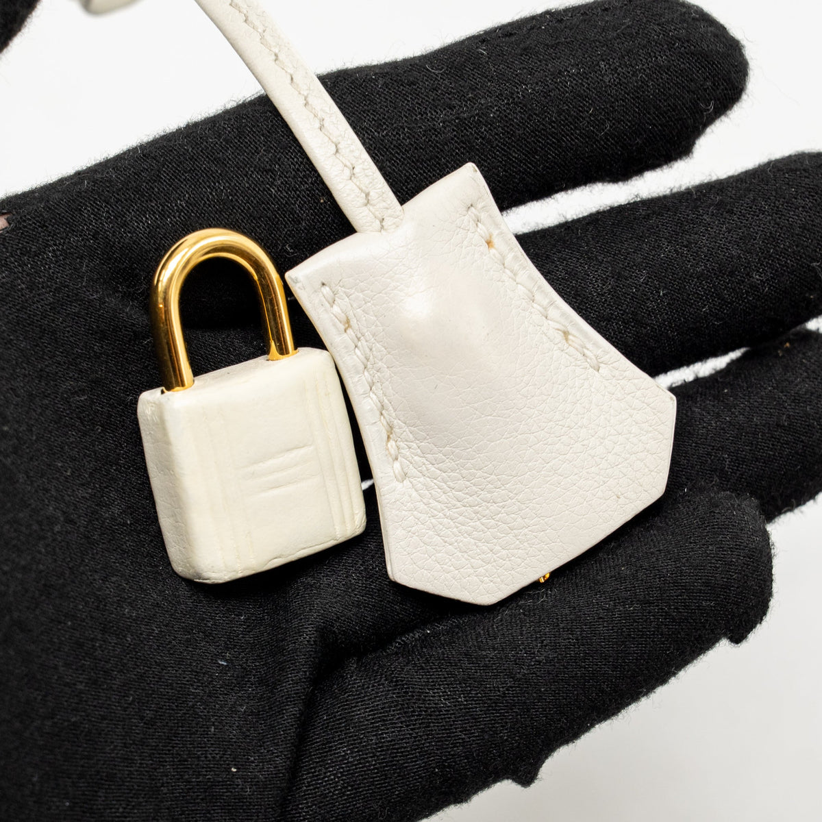 HERMES KELLY 25 EVERCOLOR BLANC GHW