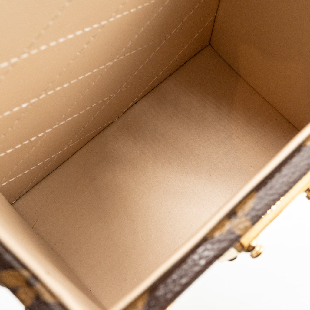 Louis Vuitton Camera Box Monogram Canvas/Leather GHW
