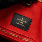 LOUIS VUITTON ONTHEGO MM MONOGRAM CANVAS GHW