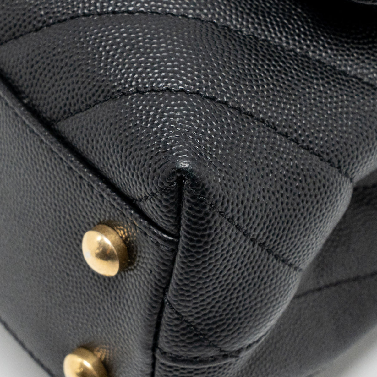 CHANEL SMALL COCO HANDLE WITH LIZARD EMBOSSED HANDLE CHEVRON CAVIAR BLACK GHW