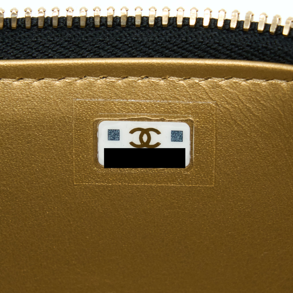 CHANEL PEARL CRUSH LONG VANITY WITH CHAIN LAMBSKIN BLACK GHW