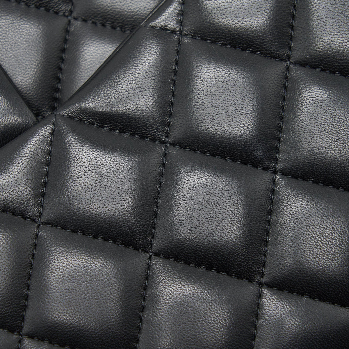 CHANEL CLASSIC DOUBLE FLAP JUMBO BAG LAMBSKIN BLACK GHW