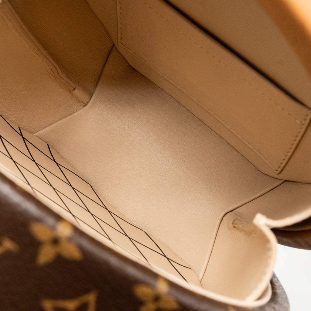 Louis Vuitton Petit Boite Chapeau Monogram Canvas/Leather GHW