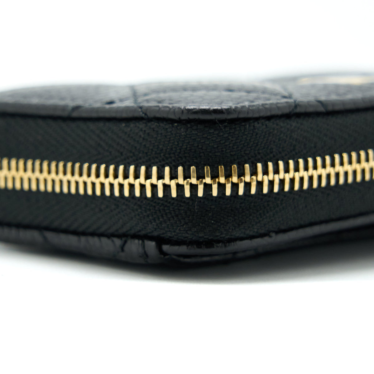 CHANEL ZIP SMALL CARD HOLDER CAVIAR BLACK GHW