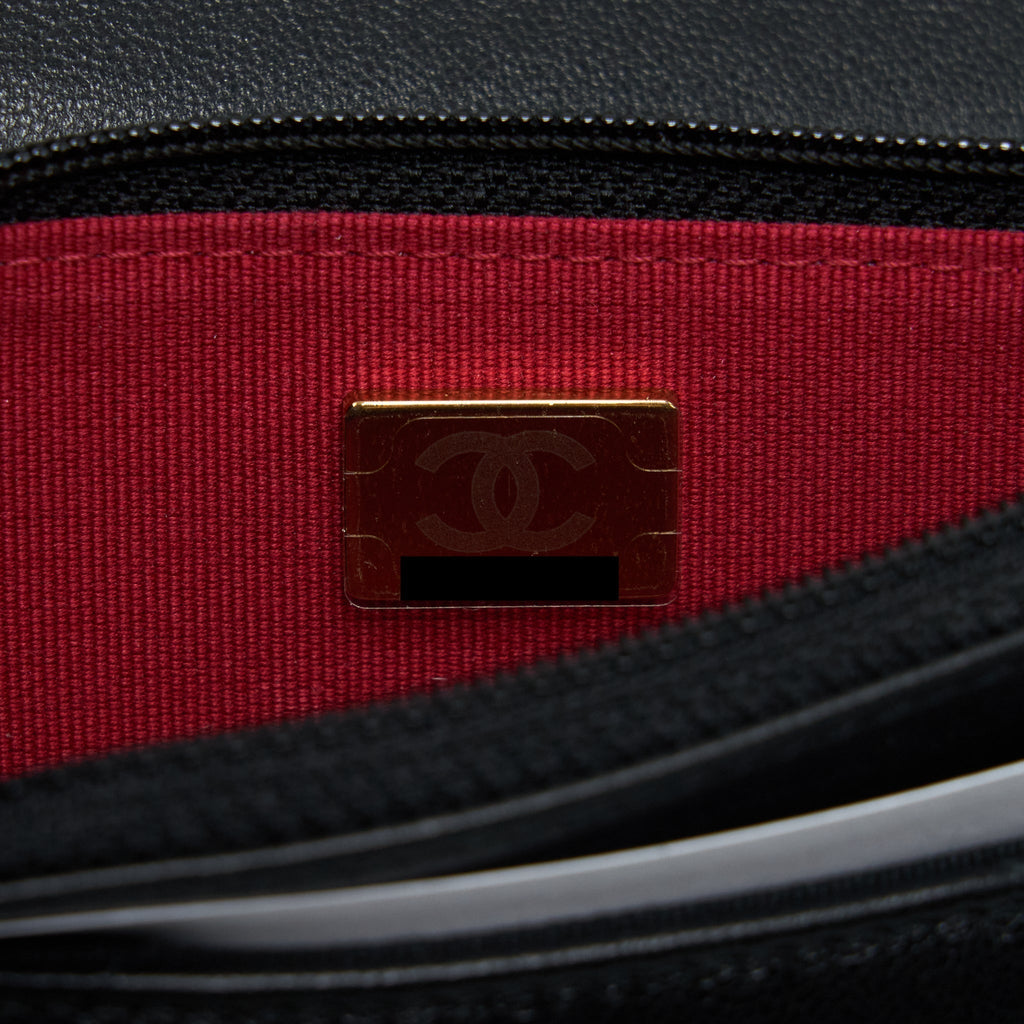 CHANEL 19 WALLET ON CHAIN LAMBSKIN BLACK WITH MULTICOLOUR HARDWARE (MICROCHIP)