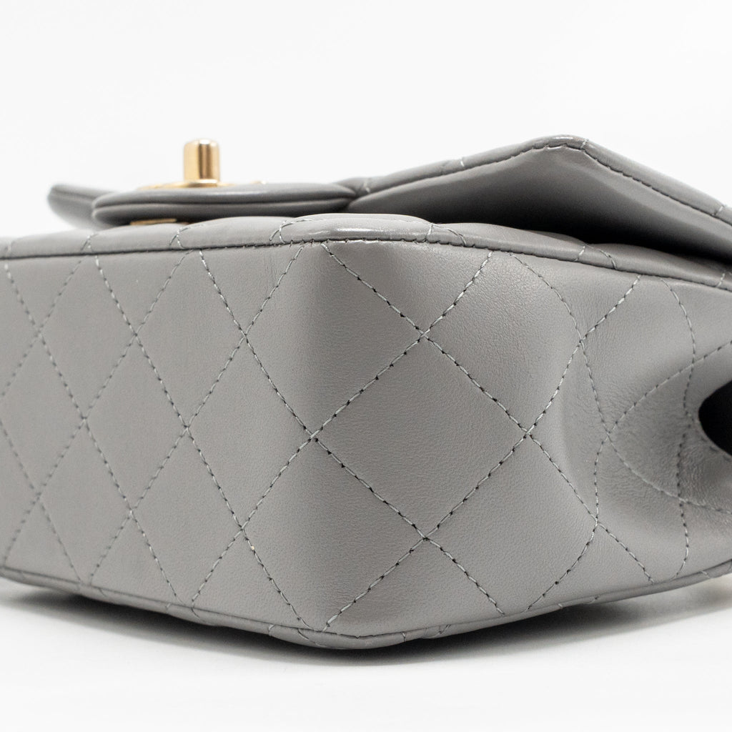 Chanel 22B Metal Top Handle Mini Rectangular Flap Bag Lambskin Grey GHW (Microchip)
