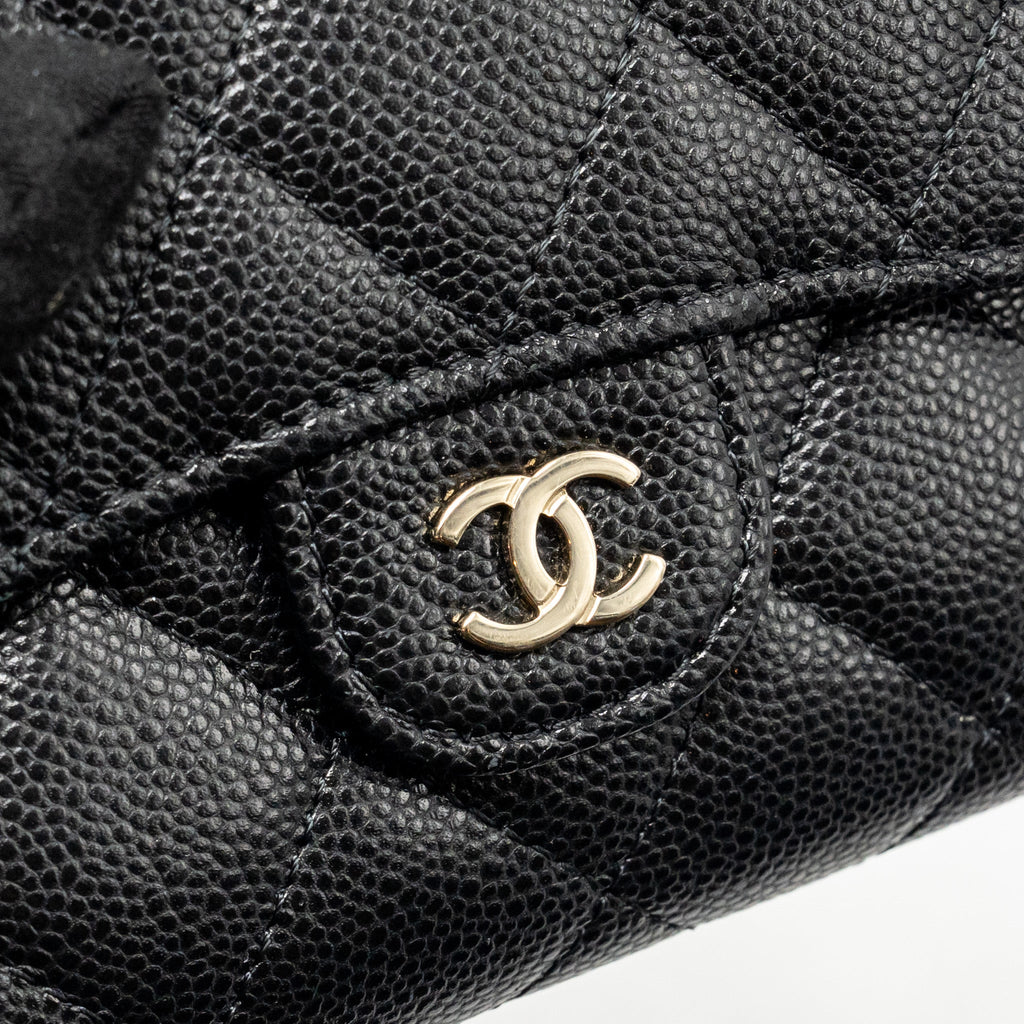 CHANEL COMPACT WALLET CAVIAR BLACK LGHW (MICROCHIP)